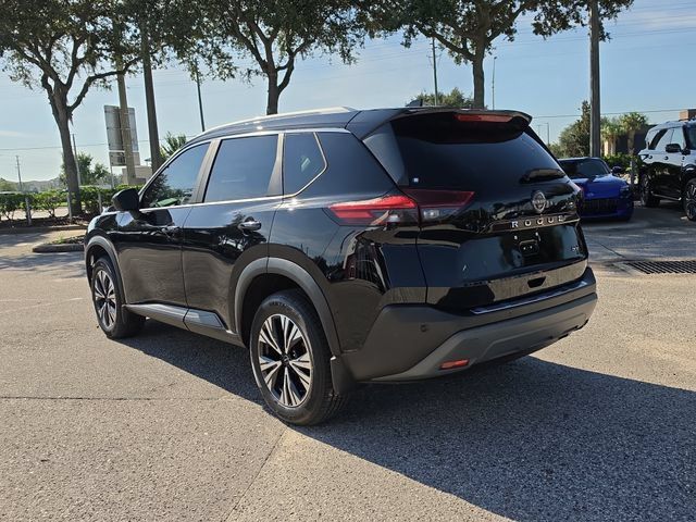 Used 2023 Nissan Rogue SV w/ SV Premium B Package FWD image 6