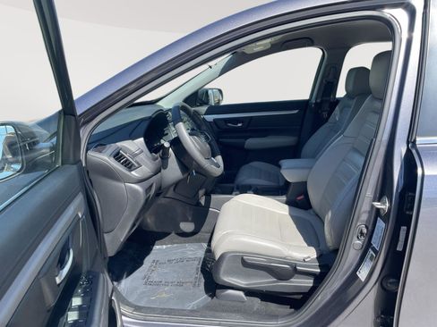 Used 2018 Honda CR-V LX image 5