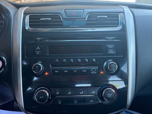 Used 2013 Nissan Altima 2.5 S FWD image 8