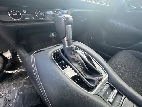 Used 2024 Honda HR-V Sport image 27