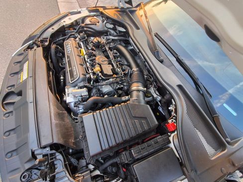 Used 2018 Audi TT RS w/ Dynamic Plus Package image 33