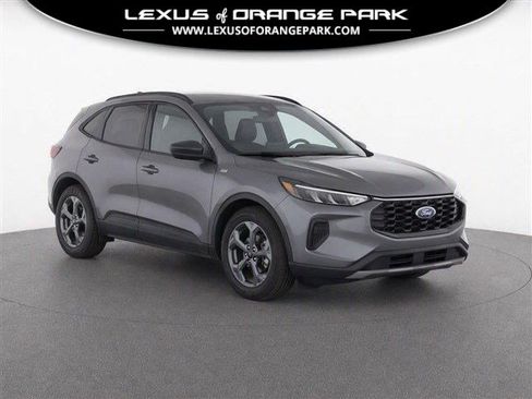 Used 2025 Ford Escape ST-Line FWD image 1