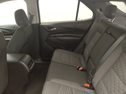 Used 2018 Chevrolet Equinox LT w/ LPO, Floor Liner Package FWD image 18
