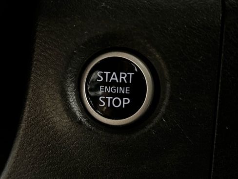 Used 2023 Nissan Frontier SV w/ SV Convenience Package image 20