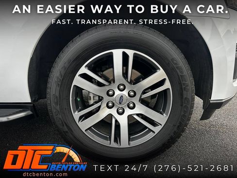 Used 2023 Ford Expedition Limited AWD/4WD image 36
