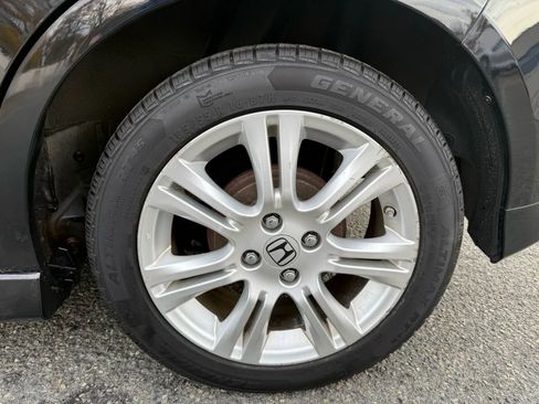 Used 2011 Honda Fit Sport image 22