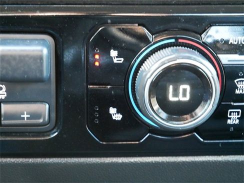 Used 2022 Chevrolet Silverado 1500 RST image 13