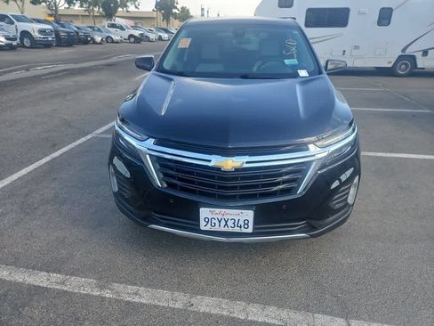 Used 2023 Chevrolet Equinox LT w/ Driver Convenience Package FWD image 2