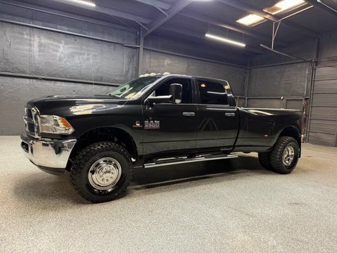 Used 2018 RAM 3500 Tradesman w/ Chrome Appearance Group AWD/4WD image 1
