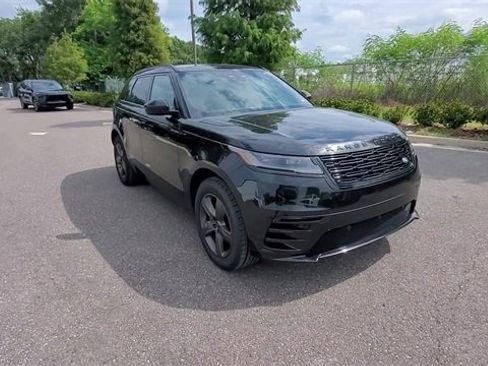 Used 2025 Land Rover Range Rover Velar Dynamic SE image 2