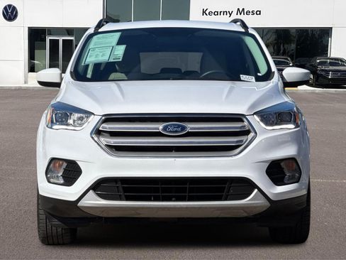 Used 2019 Ford Escape SEL image 9