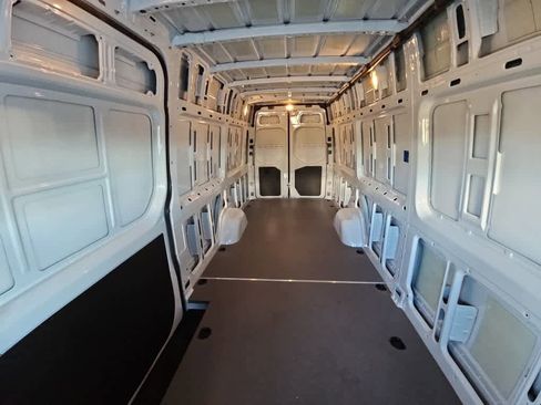 New 2026 Mercedes-Benz Sprinter 2500 image 10