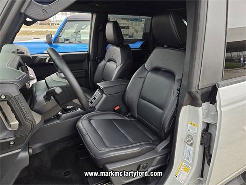 New 2026 Ford Bronco Outer Banks image 7