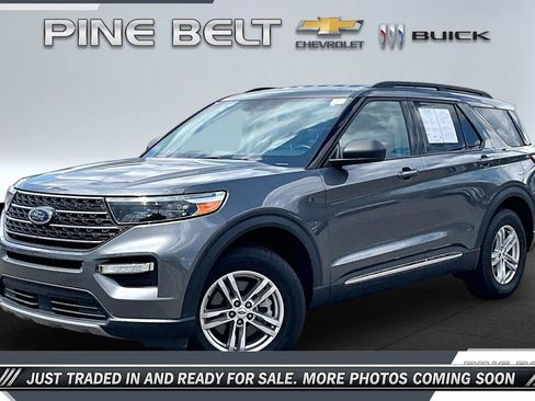 Used 2023 Ford Explorer XLT w/ Equipment Group 202A AWD/4WD image 10