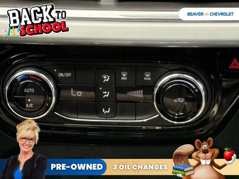 Used 2025 Chevrolet Trax LT FWD image 22