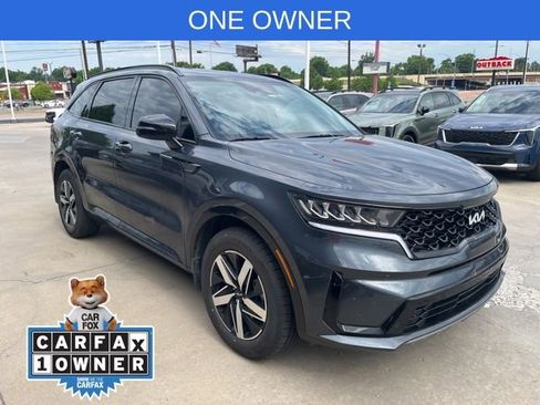 Used 2023 Kia Sorento S FWD image 1