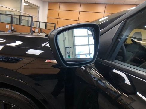 Used 2025 Ford Escape ST-Line Elite w/ Premium Technology Package image 22