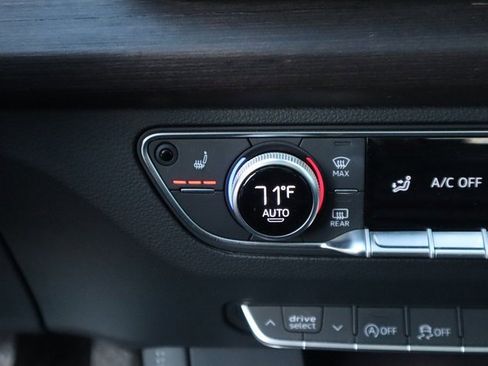 Used 2024 Audi Q5 2.0T Premium Plus image 38