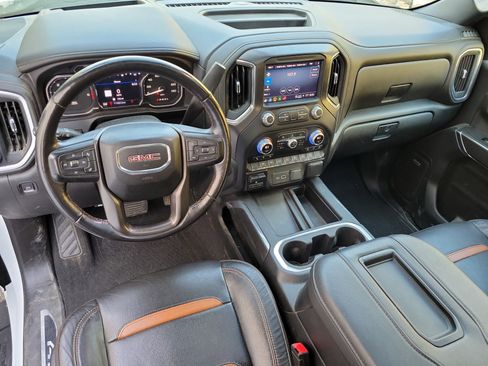 Used 2022 GMC Sierra 1500 AT4 w/ AT4 Premium Package AWD/4WD image 14