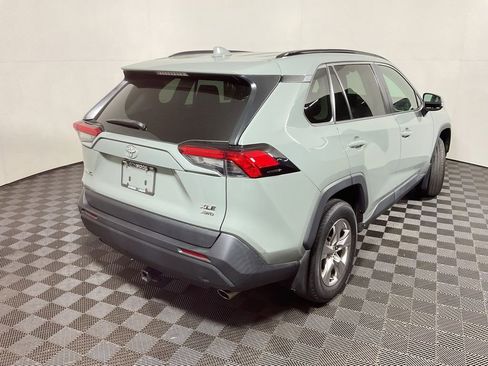 Used 2022 Toyota RAV4 XLE w/ Convenience Package AWD/4WD image 19