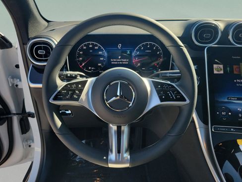 Certified 2026 Mercedes-Benz GLC 300 4MATIC image 19