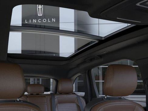 New 2026 Lincoln Nautilus Reserve image 22