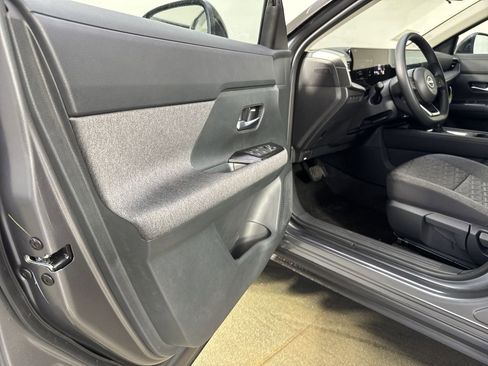 New 2025 Nissan Kicks SV image 20