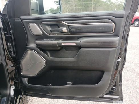 Used 2019 RAM 1500 Limited image 33