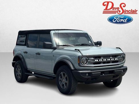 Used 2023 Ford Bronco Big Bend image 4
