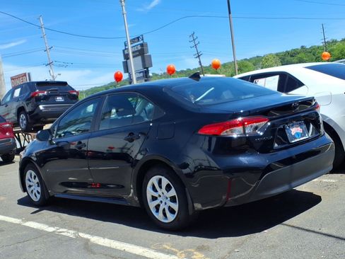 Certified 2024 Toyota Corolla LE FWD image 4