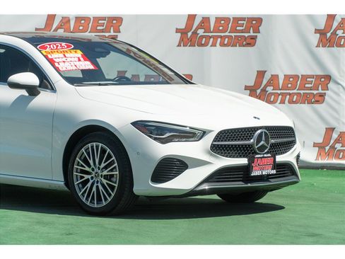 Used 2025 Mercedes-Benz CLA 250 image 40