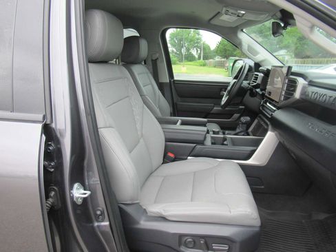Used 2022 Toyota Tundra SR5 w/ TRD Off-Road Premium Package AWD/4WD image 15