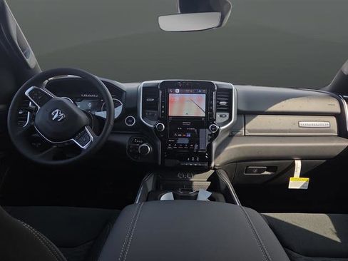 New 2026 RAM 1500 Big Horn AWD/4WD image 9