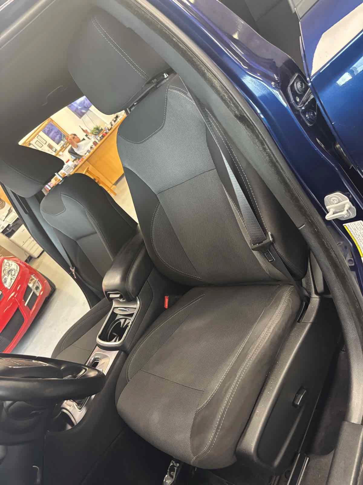 Used 2015 Dodge Charger SE w/ Sport Appearance Group RWD image 19