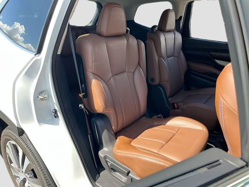 Used 2022 Subaru Ascent Touring image 29