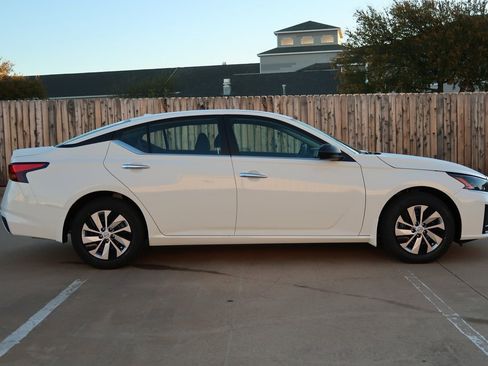 New 2025 Nissan Altima 2.5 S image 5