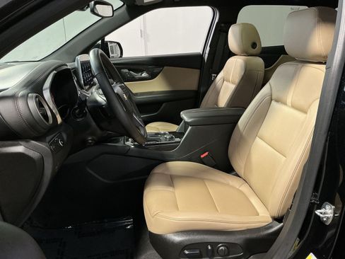 Used 2023 Chevrolet Blazer Premier w/ Enhanced Convenience Package AWD/4WD image 14