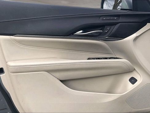 Used 2022 Cadillac CT4 Premium Luxury w/ Climate Package RWD image 24