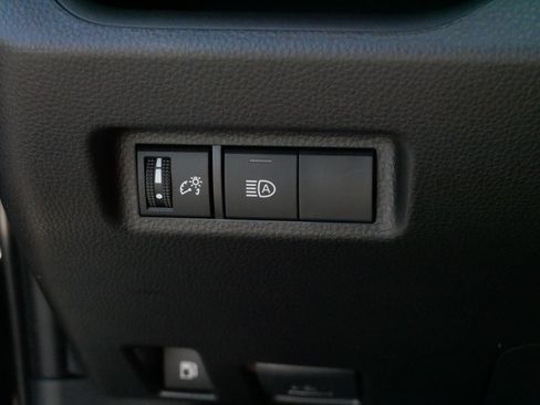 Certified 2025 Toyota RAV4 XLE AWD/4WD image 27
