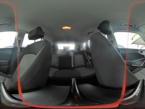 Used 2025 Kia Soul LX w/ LX Technology Package image 42