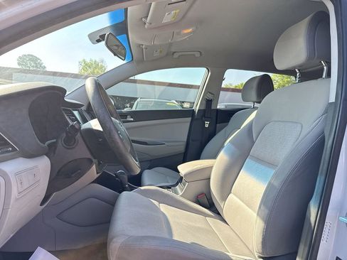 Used 2018 Hyundai Tucson SEL image 11