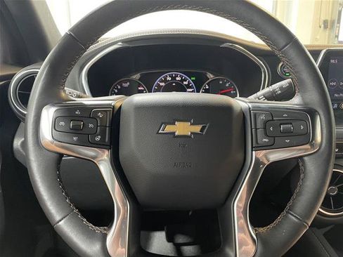 Used 2022 Chevrolet Blazer Premier AWD/4WD image 11