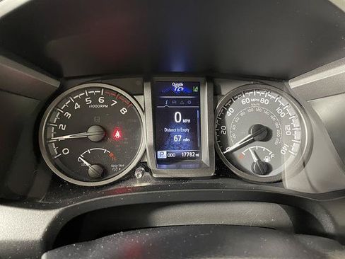 Certified 2021 Toyota Tacoma TRD Sport w/ Technology Package AWD/4WD image 14