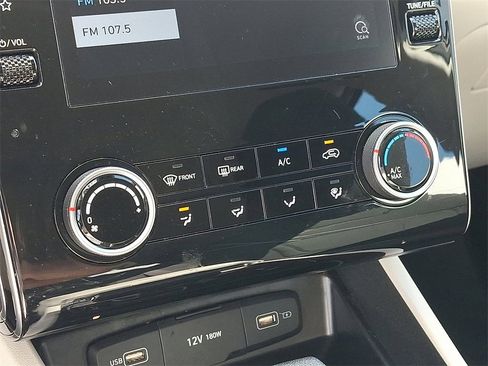 Used 2023 Hyundai Tucson SE image 16