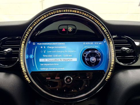 Used 2024 MINI Cooper SE FWD image 32