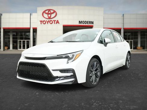 New 2026 Toyota Corolla SE FWD image 2