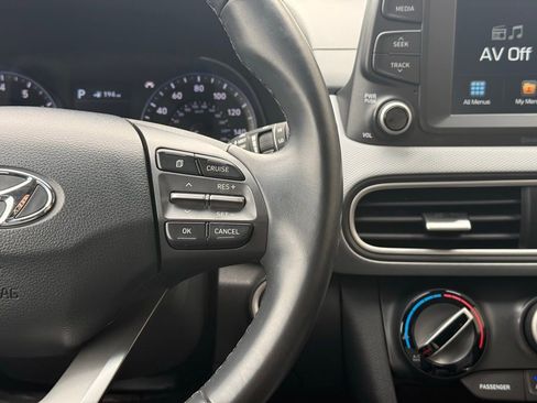 Used 2018 Hyundai Kona SEL w/ SEL Tech Package 02 image 10