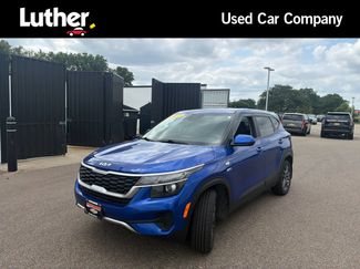 Used 2022 Kia Seltos LX AWD/4WD video 1