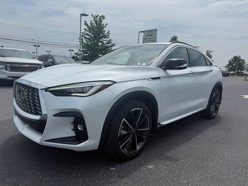 Used 2023 INFINITI QX55 Essential w/ Cargo Package AWD/4WD image 6