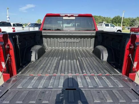 Used 2024 GMC Sierra 1500 Denali w/ Denali Reserve Package AWD/4WD image 9